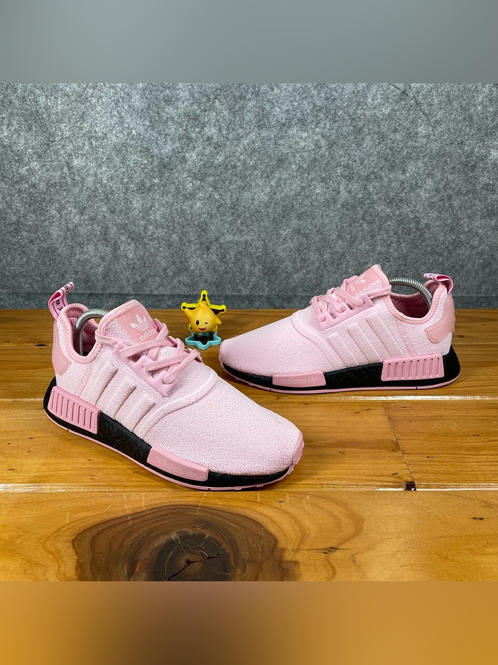 adidas NMD R1 Womens Size 8.5 True Pink Core Black Boost Gym Run Sneakers FX0825